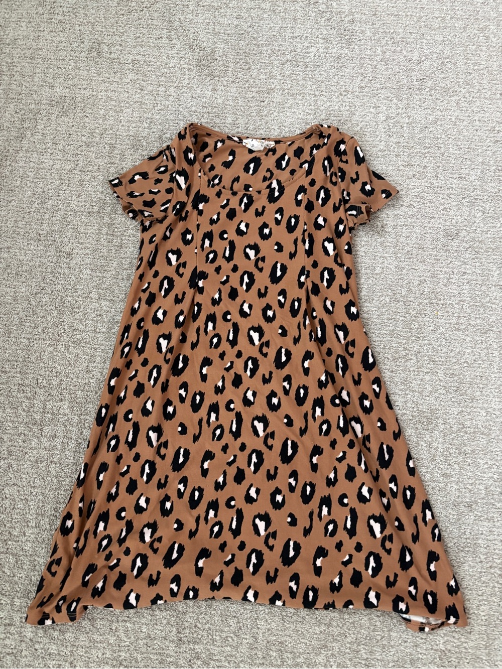 Women's Knee Length Cheetah Print Dress Tan Leopard Print Size XS Pink Rose